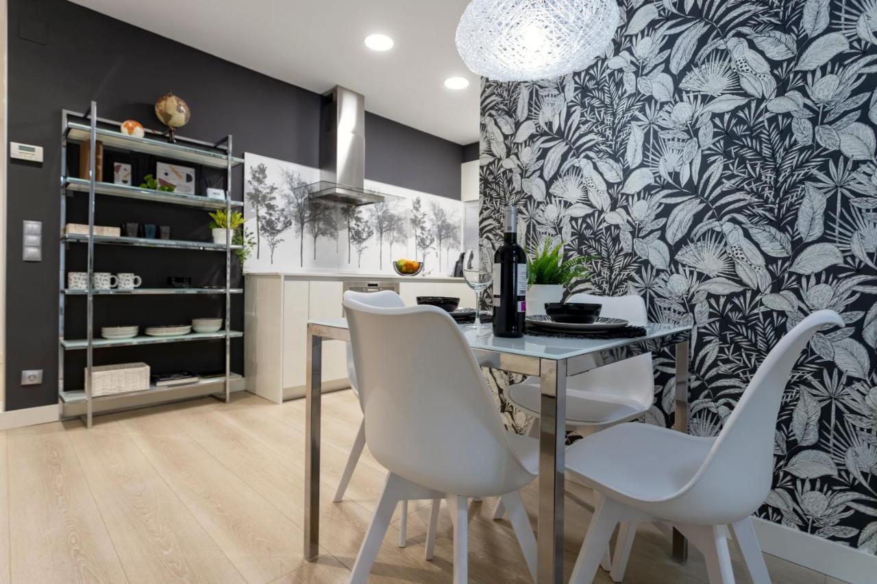 Spacio Menina By Unique Rooms Бургос Экстерьер фото